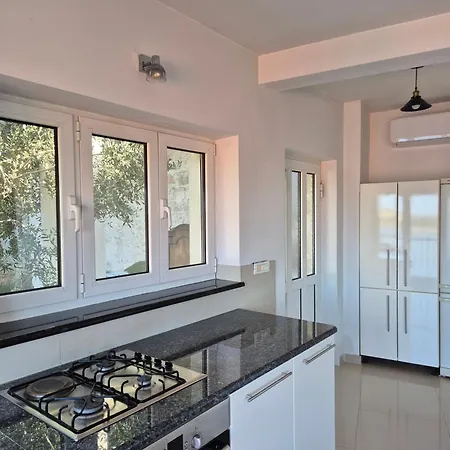 Saint Lucy Appartement Šibenik